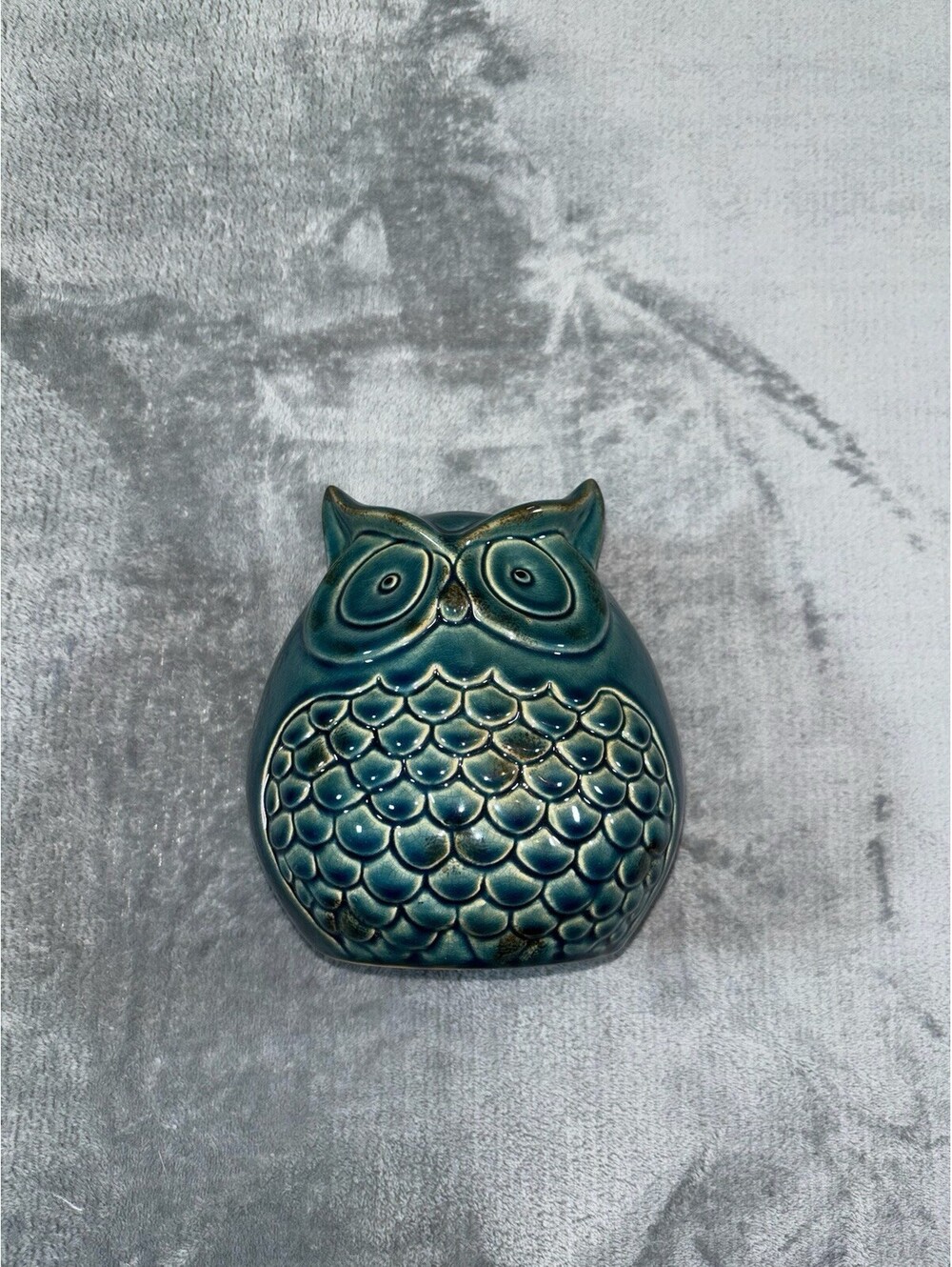 VTG Style Ceramic Owl Figurine Distressed Glaze Shelf Decor Teal Blue Classic